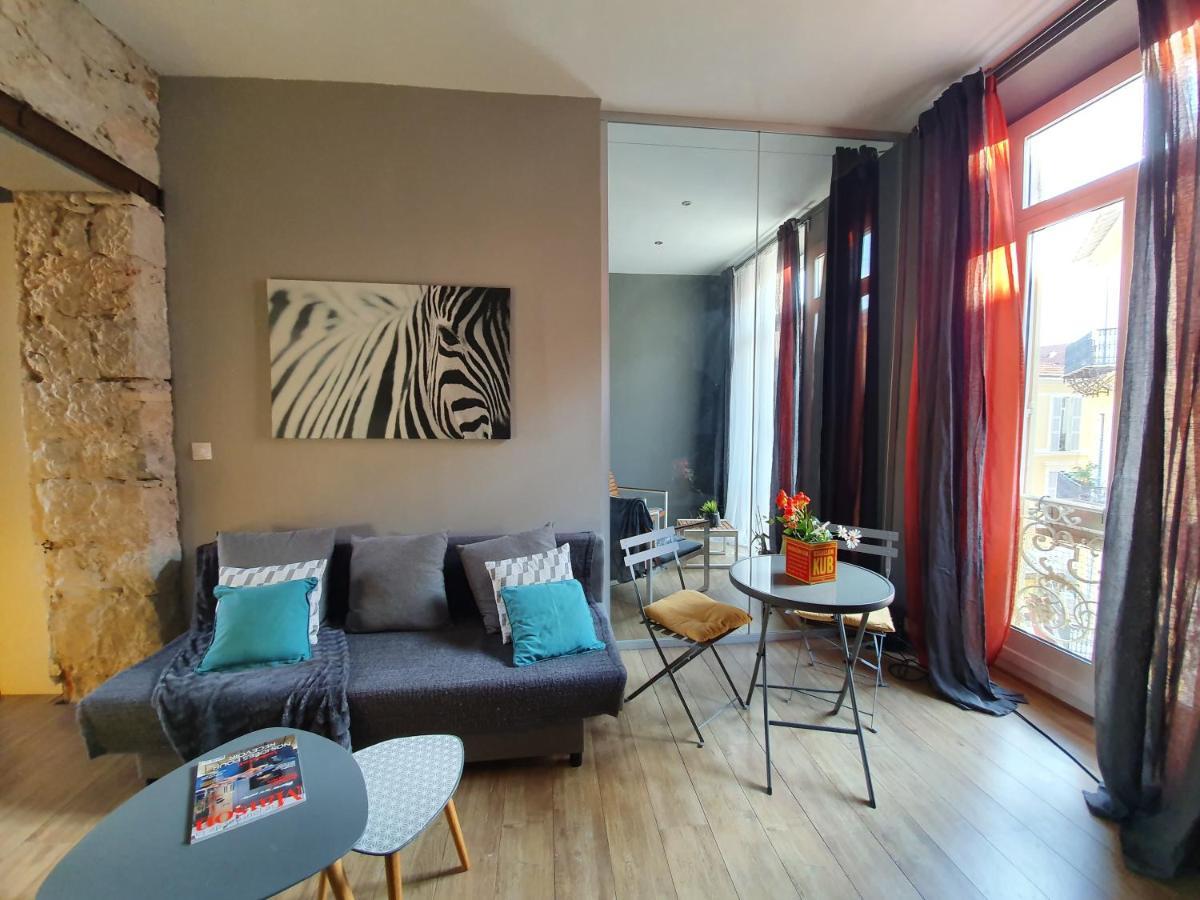 Zara Apartment Menton Bagian luar foto