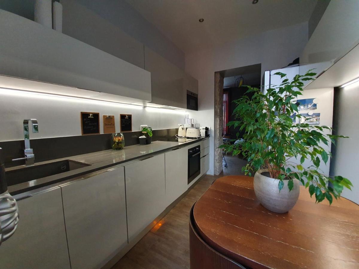 Zara Apartment Menton Bagian luar foto